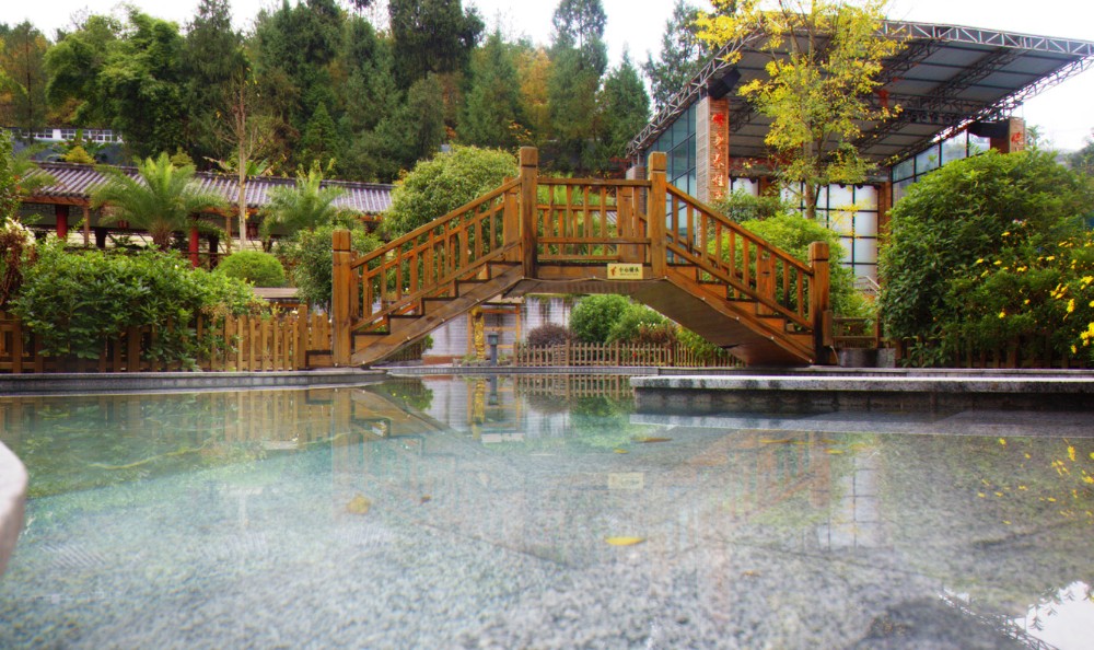 光雾山富硒温泉