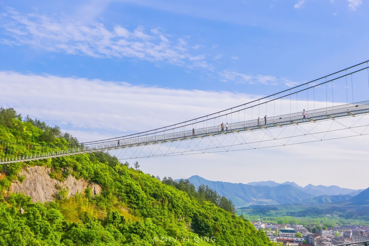 桐庐奇遇记,当溶洞探险遇上网红玻璃天桥