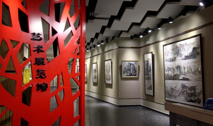 博山陶瓷琉璃艺术中心(人立琉璃小镇)