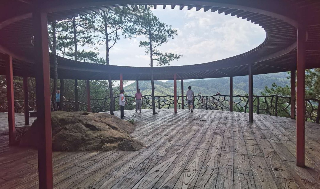 天柱山魔幻森林