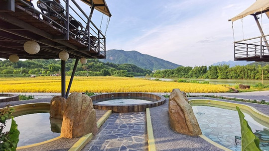 坐着火车去泡温泉景点地址:广东省广州市从化区良口镇米埗村洛二社1号