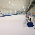 际华园滑雪馆