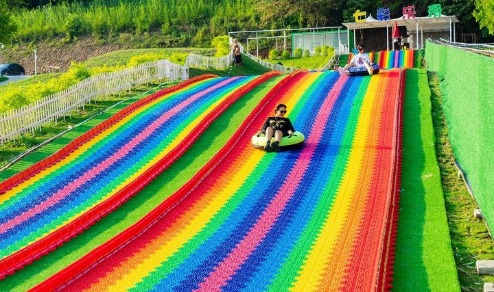 七彩乐滑彩虹滑道