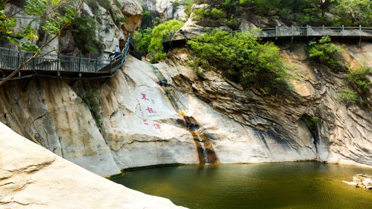 黑龙潭旅游风景区门票