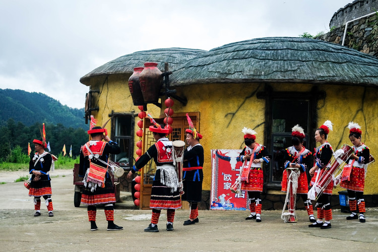 广东岭南屋脊上的这片梯田美成了云上幻境 - 连山壮族瑶族自治县游记