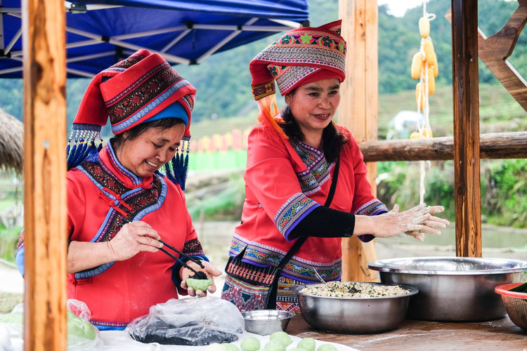 广东岭南屋脊上的这片梯田美成了云上幻境 - 连山壮族瑶族自治县游记